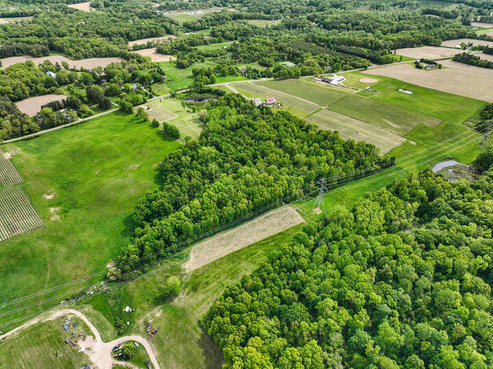 Property Photo: 438 E Snow Road MI 49101