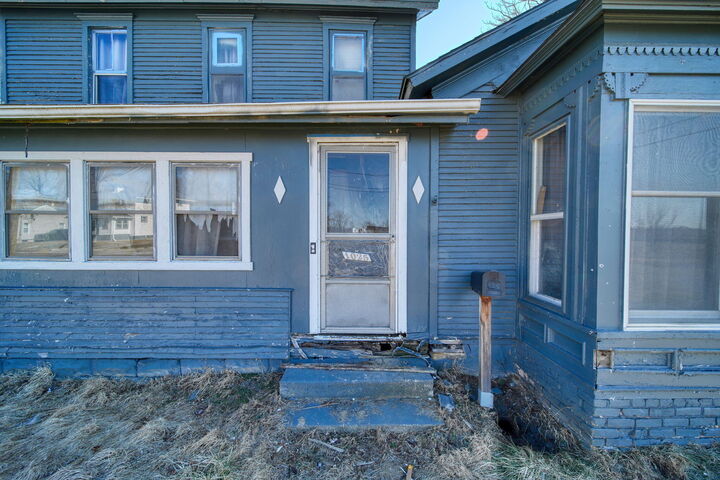 Property Photo:  1025 Hamilton Street  MI 49202 