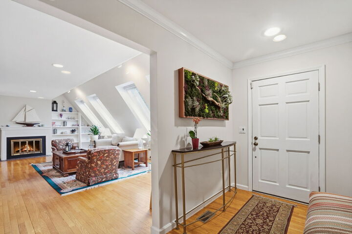 Property Photo:  1071 Mount Vernon Avenue  IL 60045 