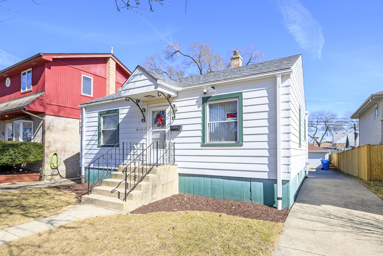Property Photo: 10455 S Spaulding Avenue IL 60655