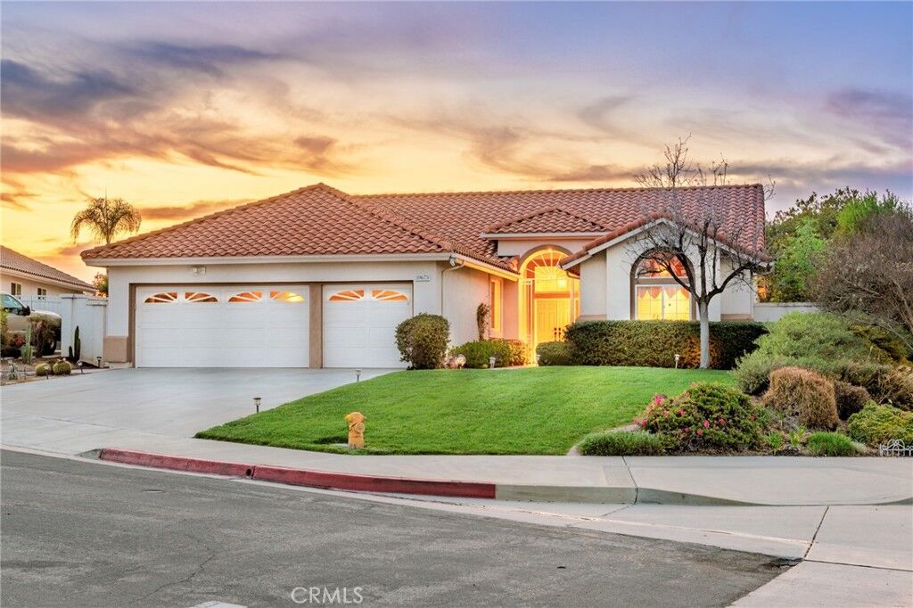 Property Photo:  39675 Dijon  CA 92562 