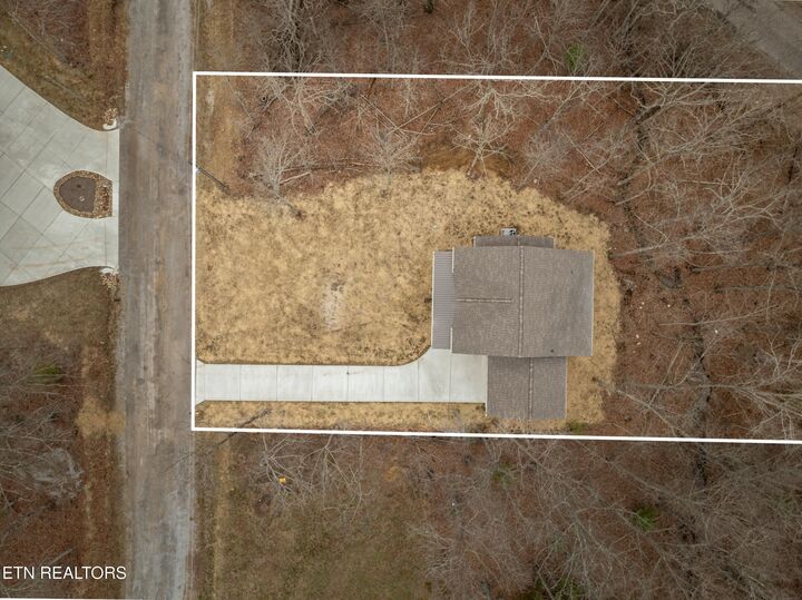 Property Photo: 7058 Topez Drive TN 38572