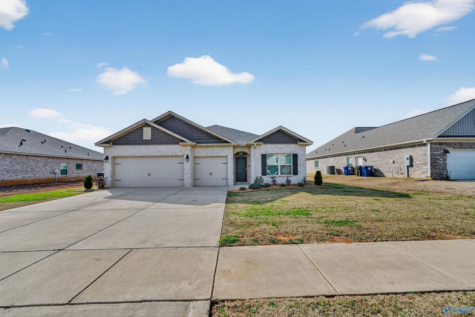 Property Photo:  122 Barn Trail Way  AL 35773 