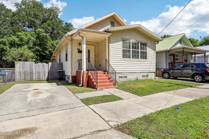 Property Photo:  1071 Scriven Street  FL 32209 