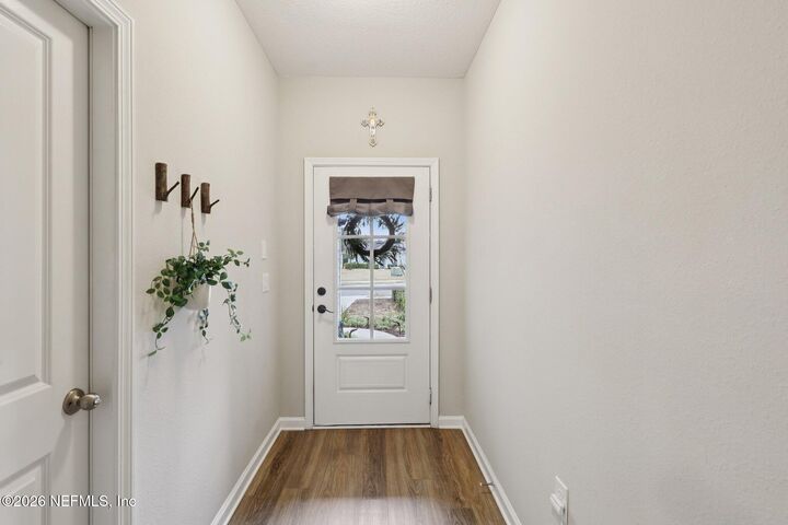 Property Photo: 171 Tamar Court FL 32095