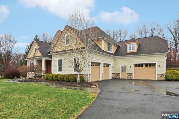 Property Photo:  12 Cowie Road  NJ 07930 