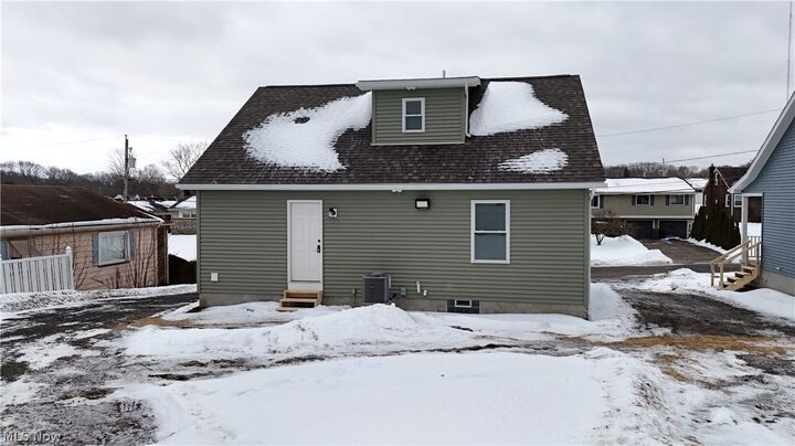 Property Photo:  1210 Aberdeen Avenue  OH 44502 