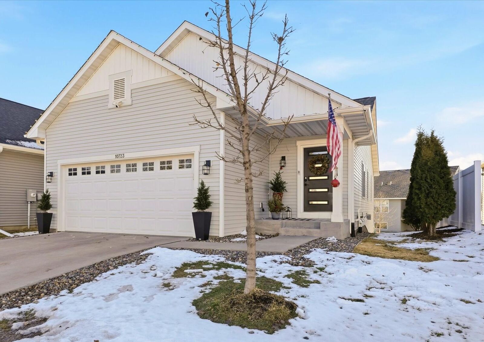 Property Photo:  10723 Knollwood Lane  MN 55129 