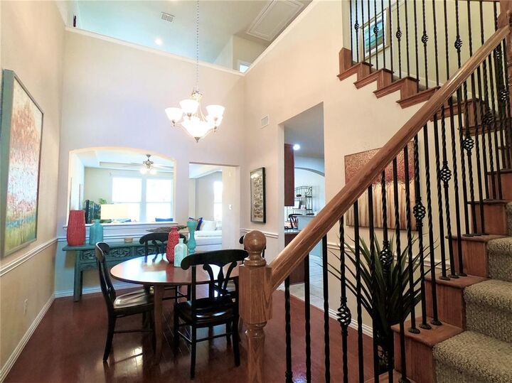 Property Photo: 802 Apple Hill Drive TX 75013