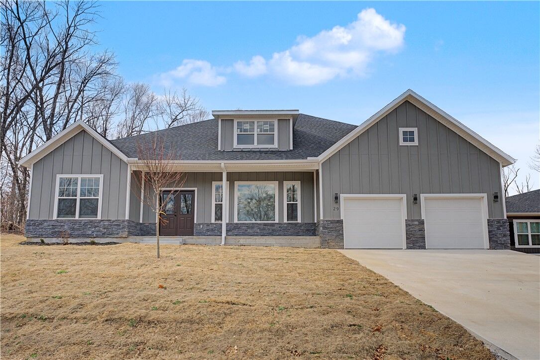 Property Photo: 29 Selkirk Drive AR 72715