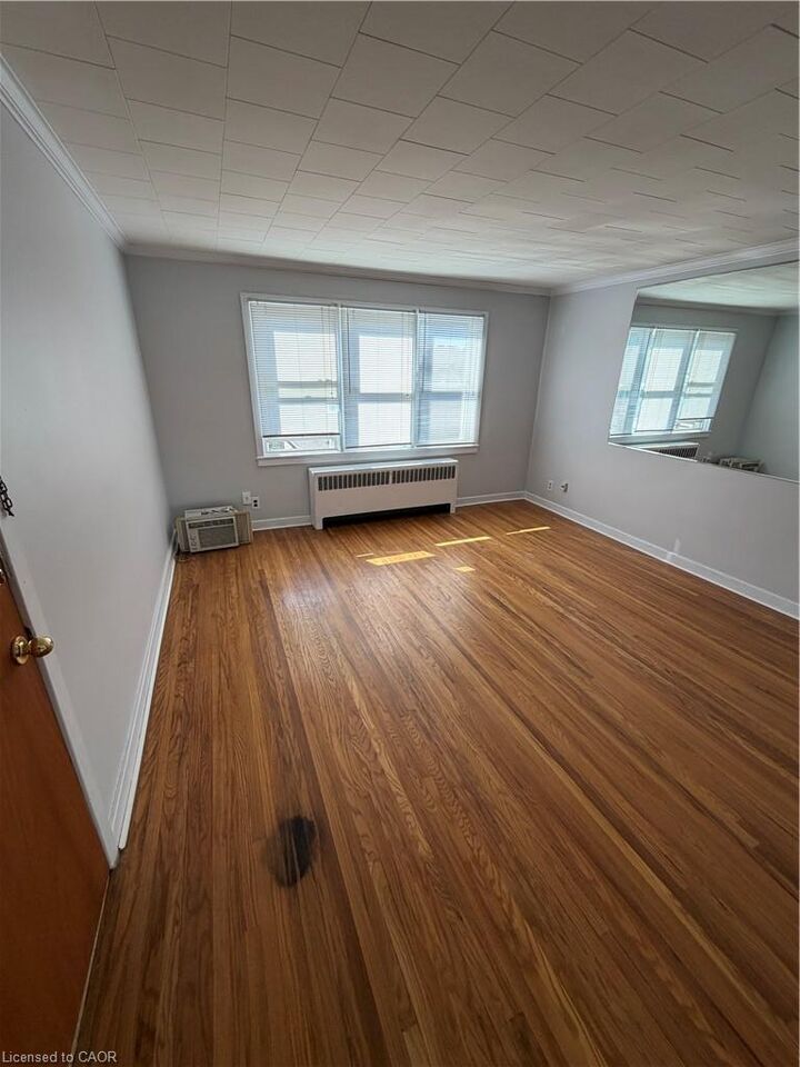 Property Photo:  1755 King Street 11  ON L8K 1V6 