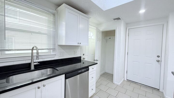 Property Photo:  41 South Ave  MA 02151 