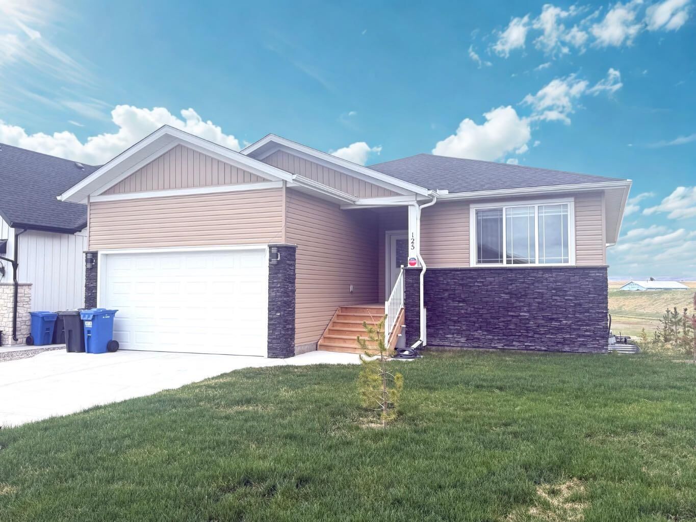 Property Photo: 125 Westview Drive AB T0L 1R0