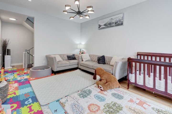 Property Photo: 408 27 Avenue NE 107 AB T2E 2A4