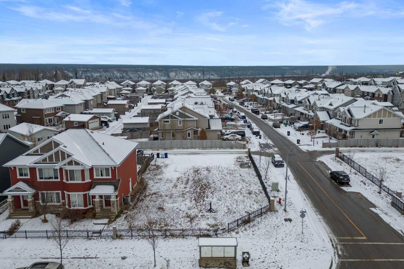 Property Photo:  225 Heritage Drive  AB T9K 0X9 