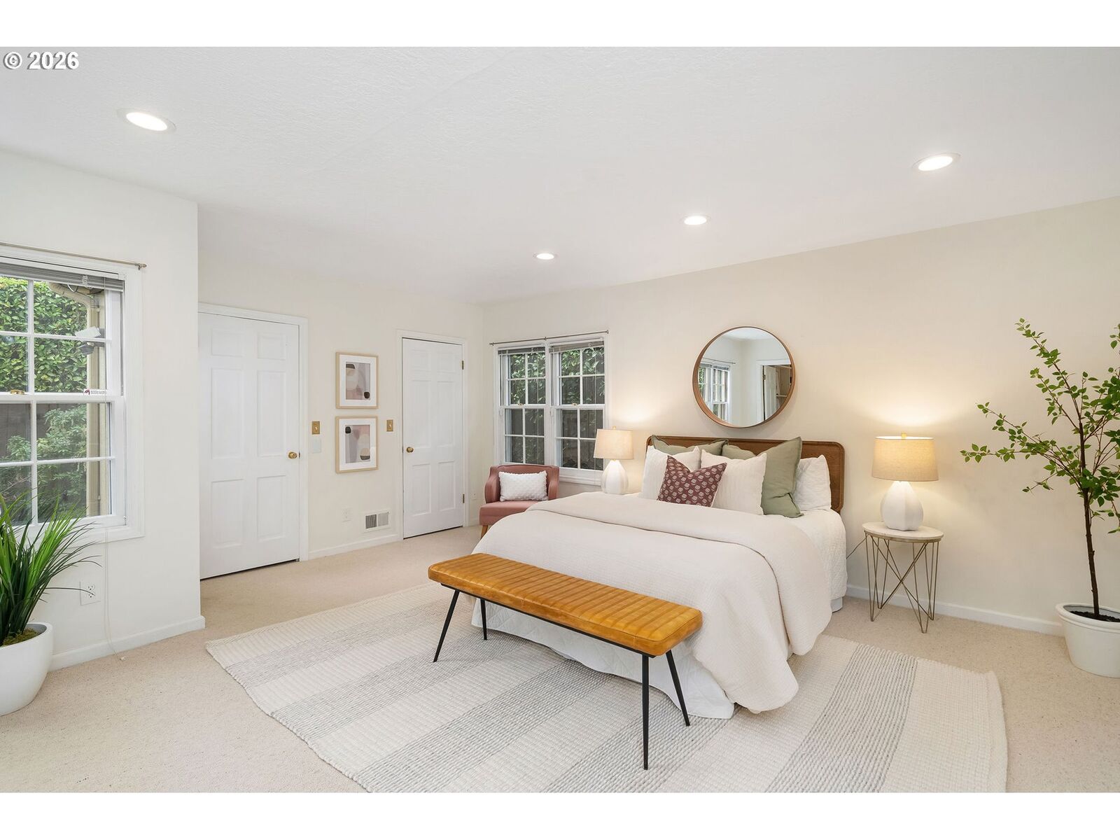 Property Photo:  2695 SW Montgomery Dr  OR 97201 