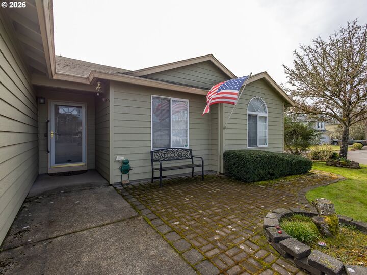 Property Photo:  14703 NW 7th Pl  WA 98685 