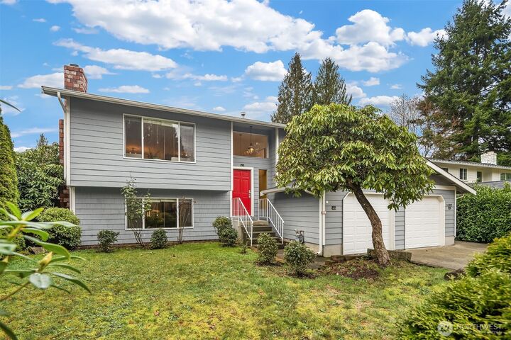 Property Photo:  14302  57th Drive SE  WA 98208 