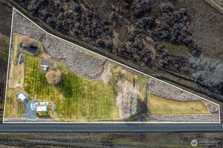 Property Photo: 19773 W Hwy 28 WA 98848