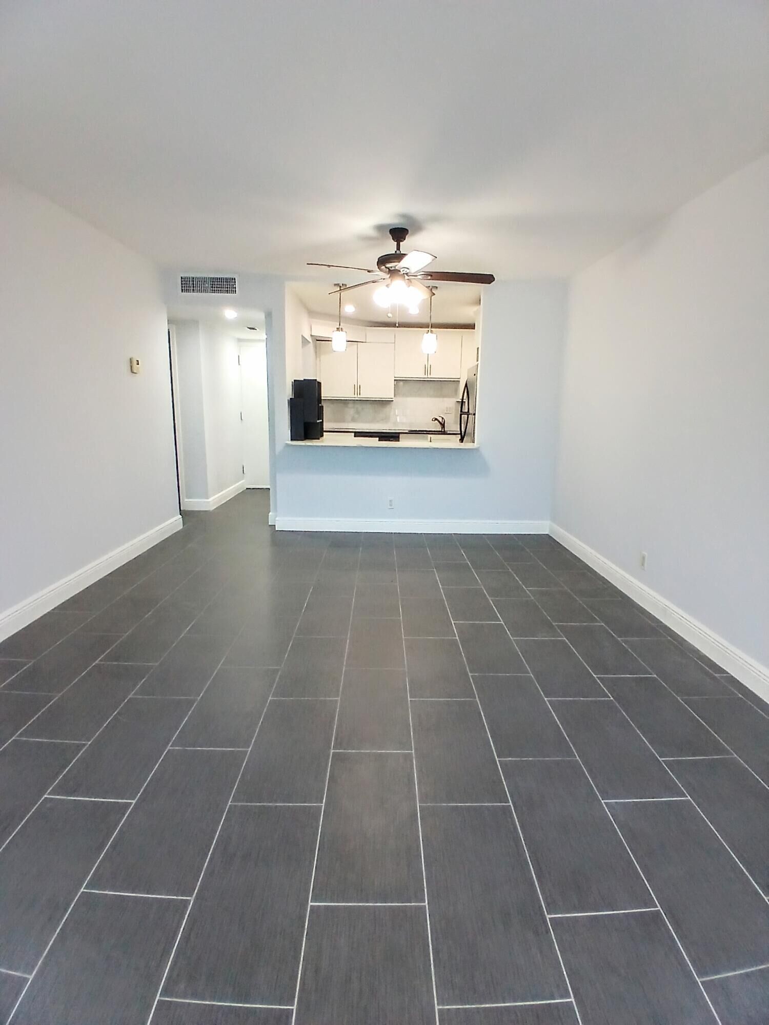 Property Photo:  1830 Embassy Drive 303  FL 33401 