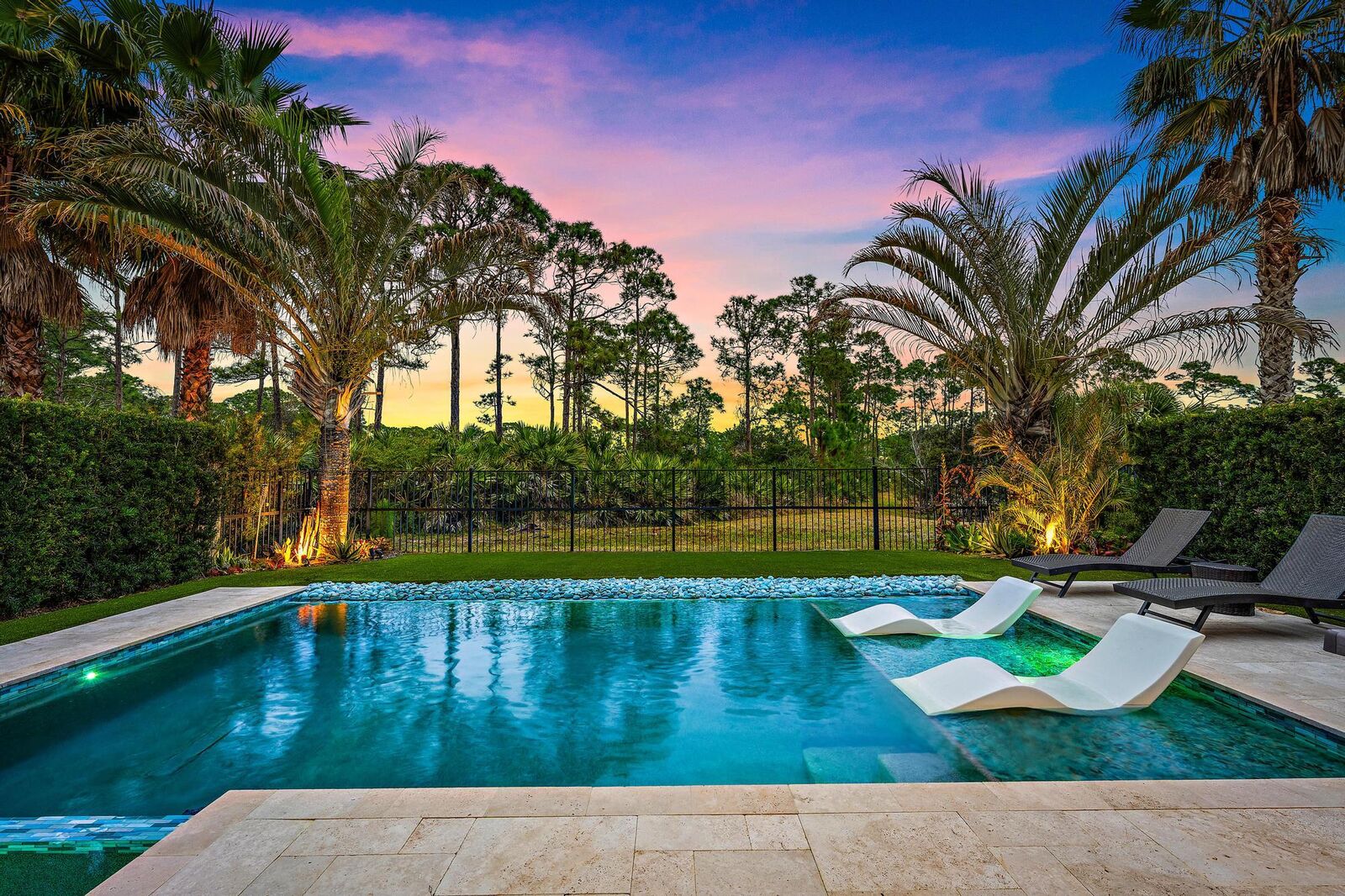 Property Photo:  6108 SE Turn Leaf Trail  FL 33455 