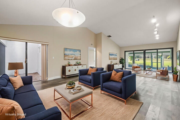 Property Photo:  370 Fairway Circle 13  FL 33326 