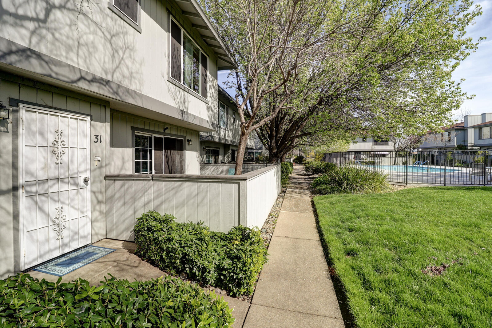 Property Photo: 200 Ridgetop Drive Apt 31 CA 96003