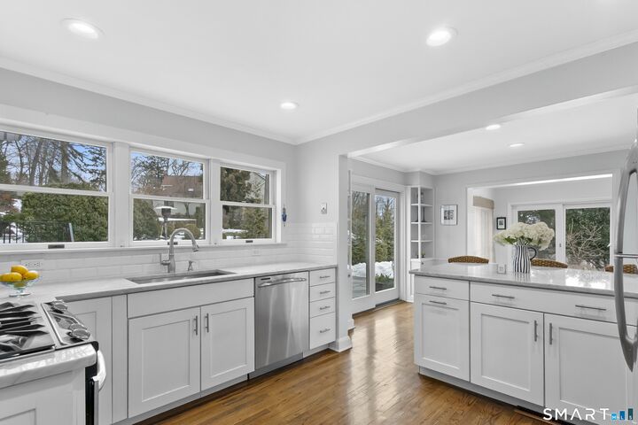 Property Photo:  19 Emery Drive  CT 06902 