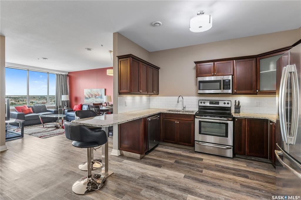 Property Photo: 1867 Hamilton Street 1106 SK S4P 2C2