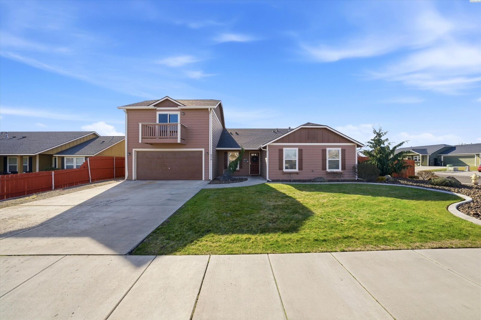 Property Photo:  6416 Three Rivers Dr  WA 99301 