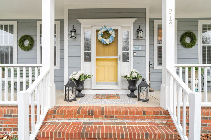 Property Photo:  912 Brittley Way  NC 27502 