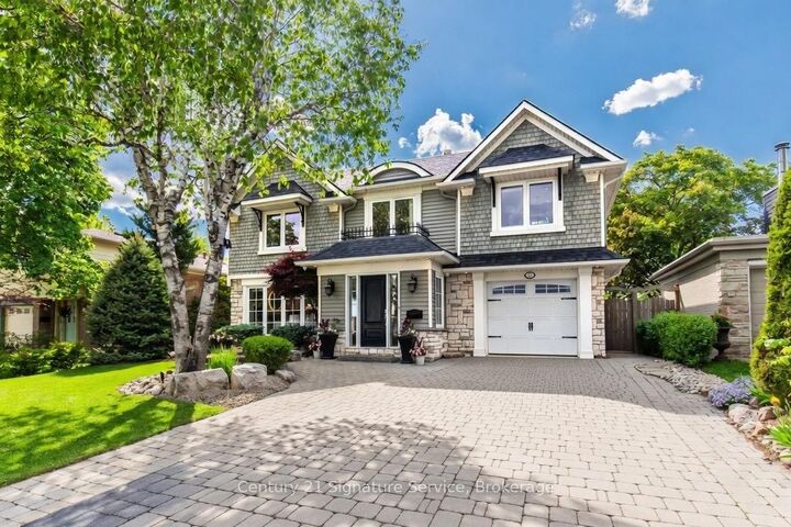 Property Photo:  16 Ferndale Crescent  ON L6W 1E9 