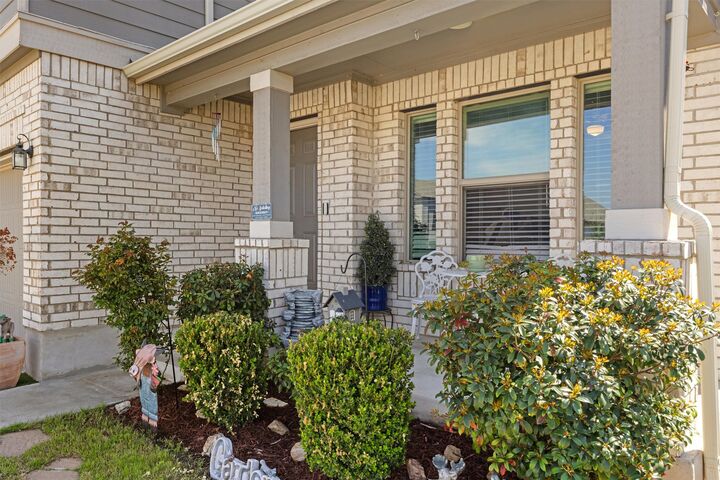 Property Photo:  724 Bailey Park Drive  TX 76537 