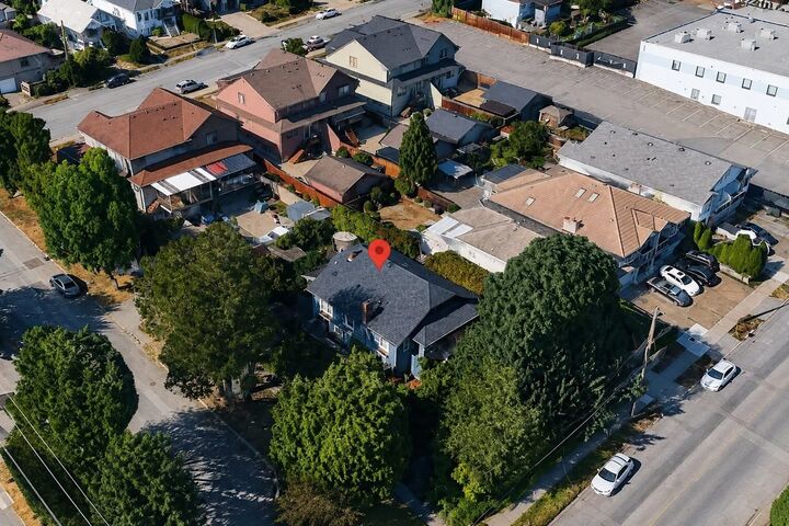 Property Photo: 1217 Sixth Avenue BC V3M 2C1