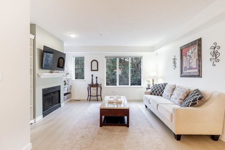 Property Photo: 20176 68 Avenue 53 BC V2Y 2X7