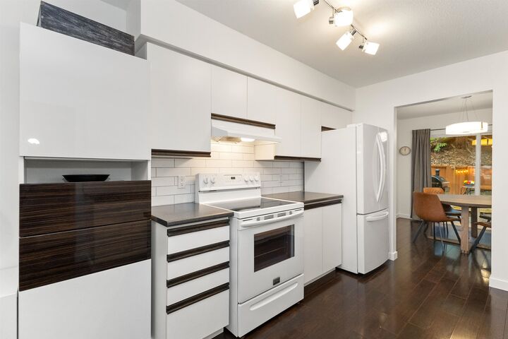 Property Photo:  36060 Old Yale Road 47  BC V3G 2E9 