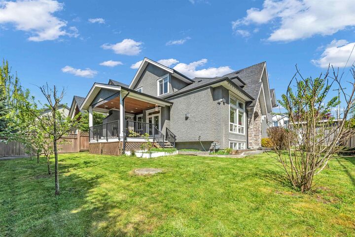 Property Photo: 16329 8 Avenue BC V4A 1A3