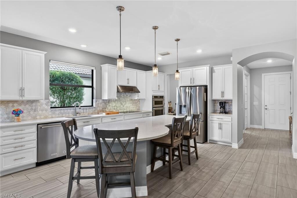 Property Photo:  11914 Bourke Pl  FL 33913 