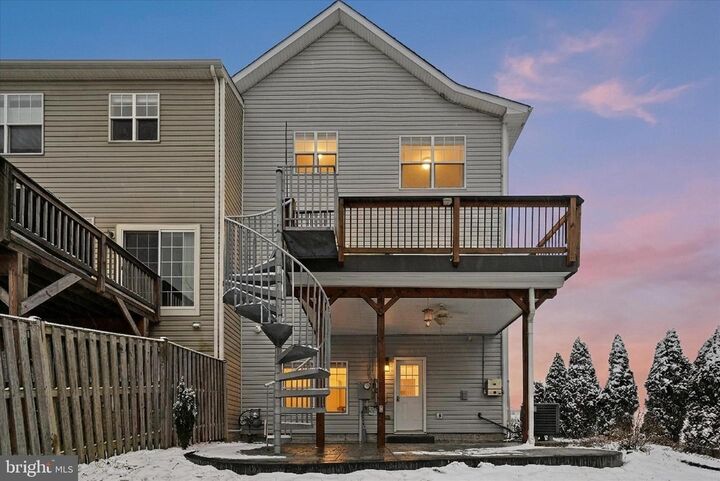 Property Photo:  151 Brasstown Loop  VA 22656 