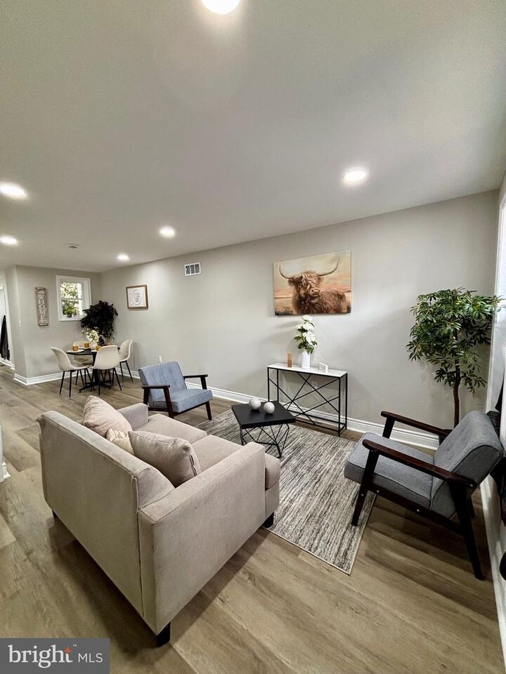 Property Photo:  315 E 13th Street  DE 19801 