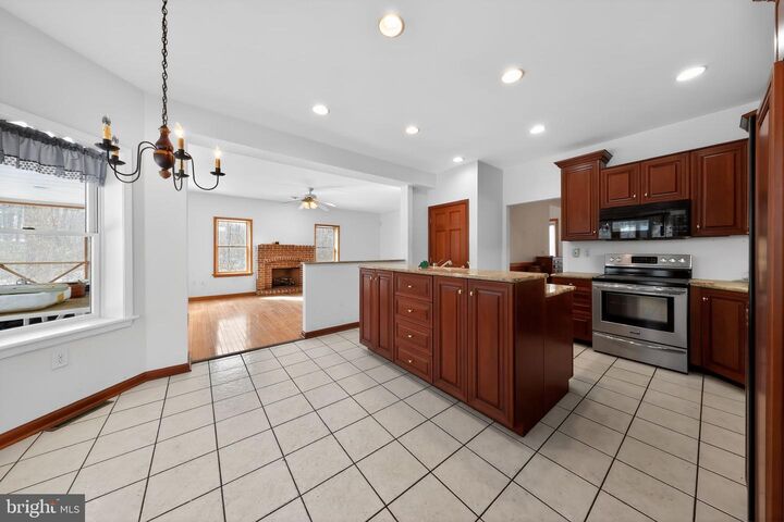 Property Photo:  11 Deer Chase  NJ 08318 