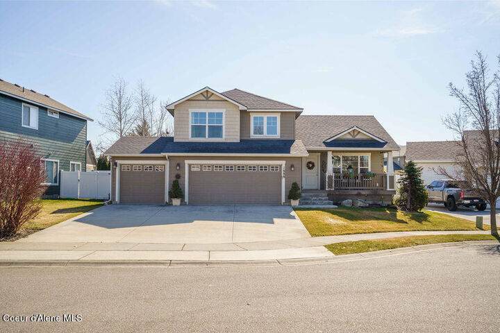 Property Photo: 1688 W Umpqua Ct ID 83854