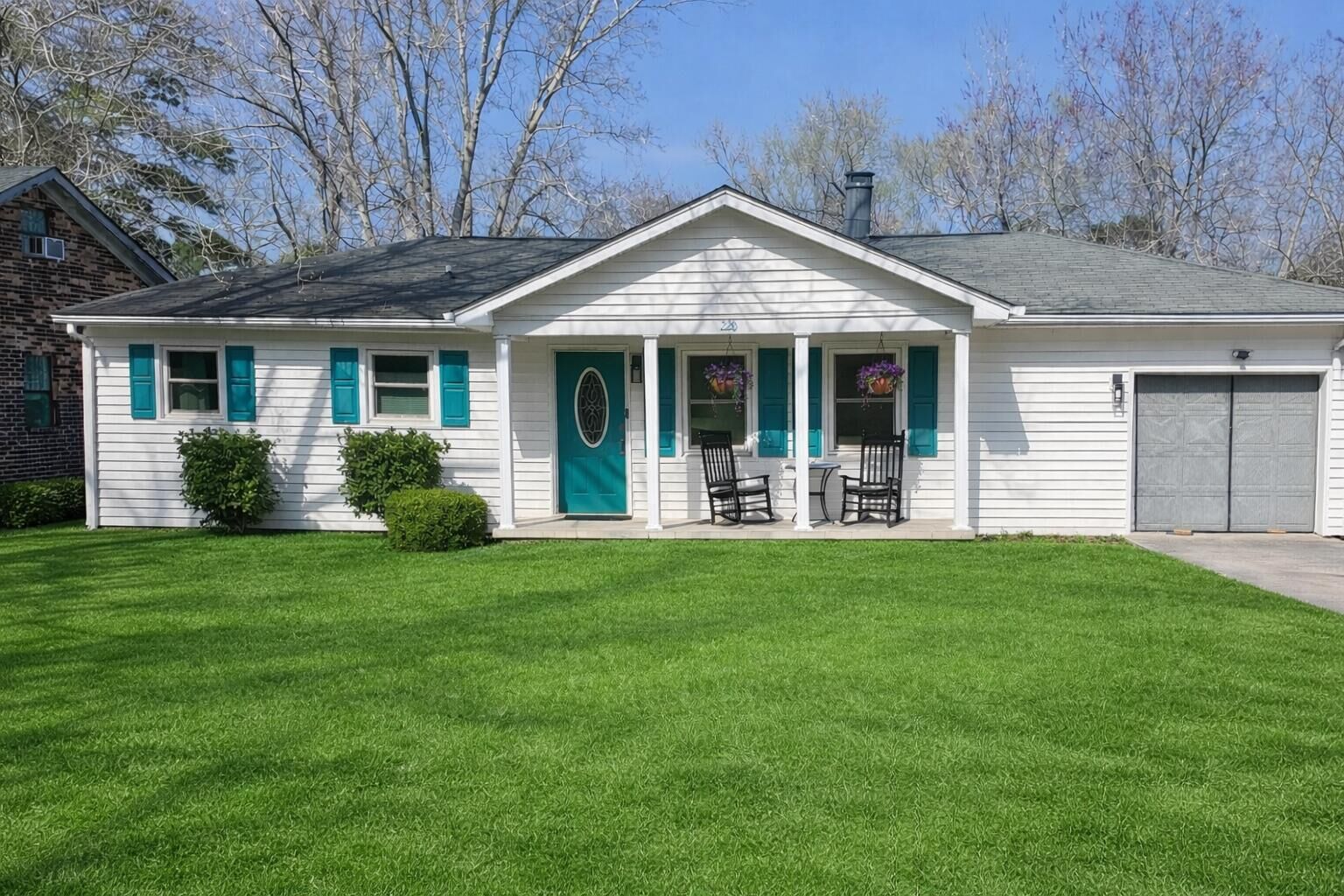 Property Photo:  220 Crestwood Drive  SC 29483 