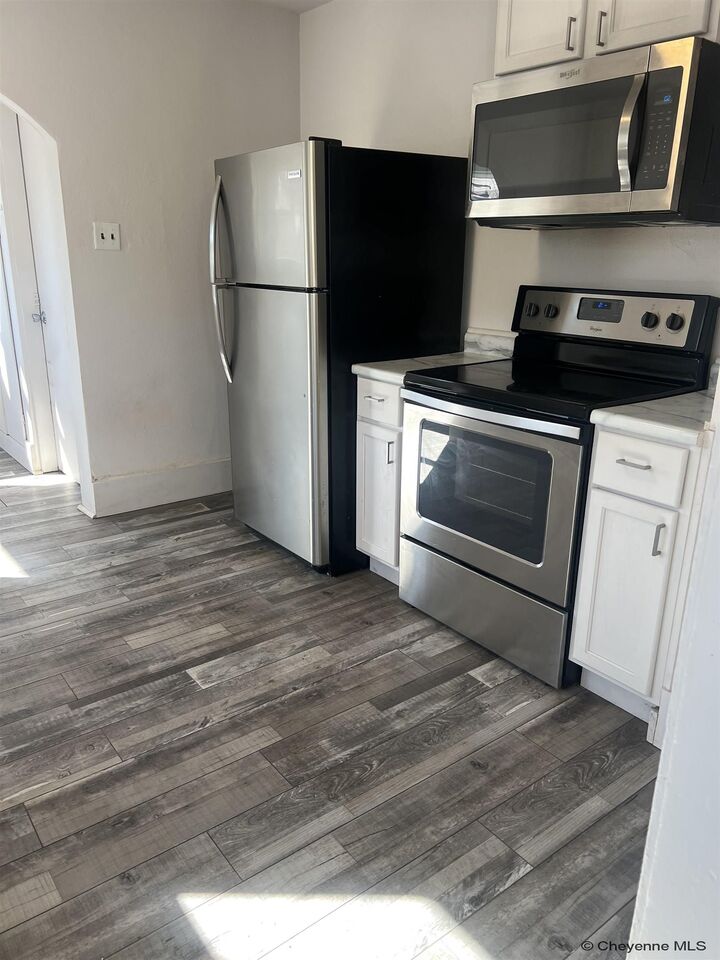 Property Photo:  3016 Ames Ct  WY 82001 