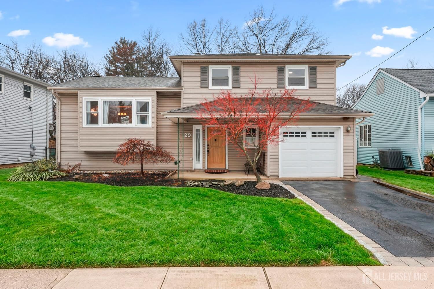 Property Photo:  29 Hollywood Drive  NJ 07095 