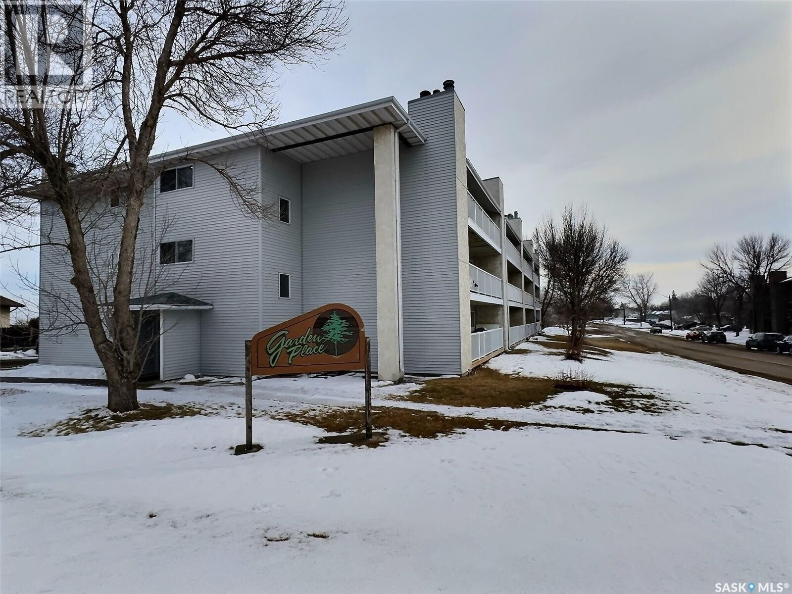 Property Photo:  104 306 Perkins Street  SK S4A 2K1 