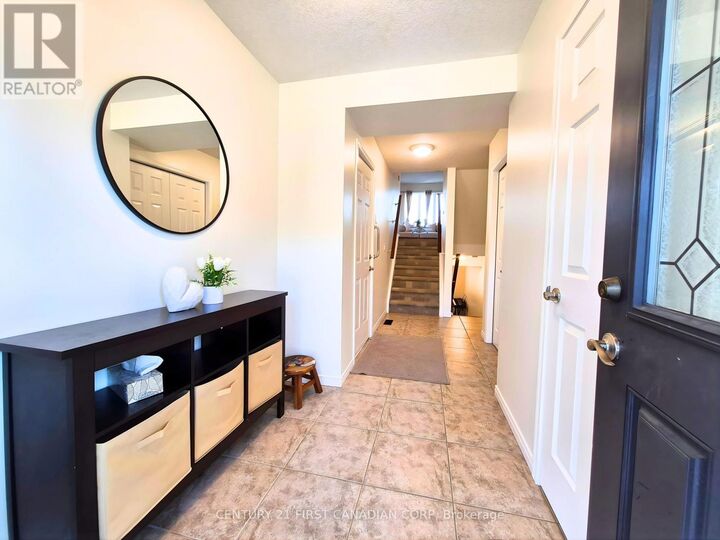 Property Photo: 582 Hyde Park Road 1 ON N6H 3S1