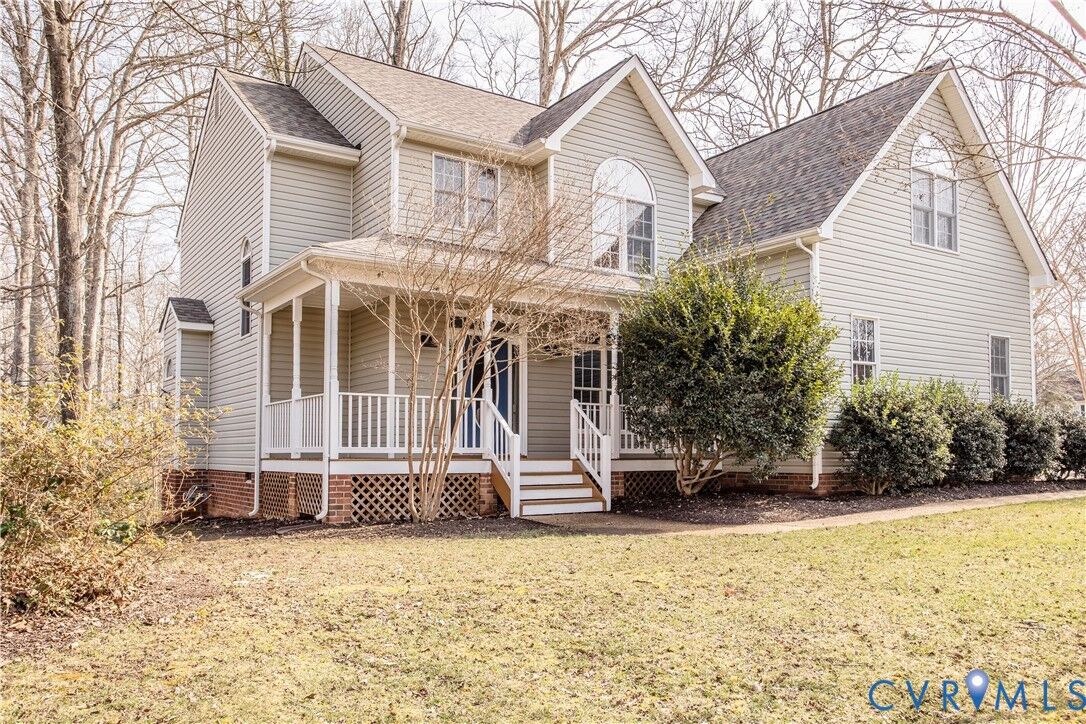 Property Photo:  8601 Bay Knolls Court  VA 23112 