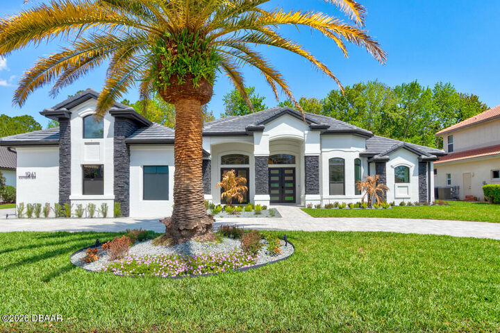 Property Photo: 1941 Southcreek Boulevard FL 32128