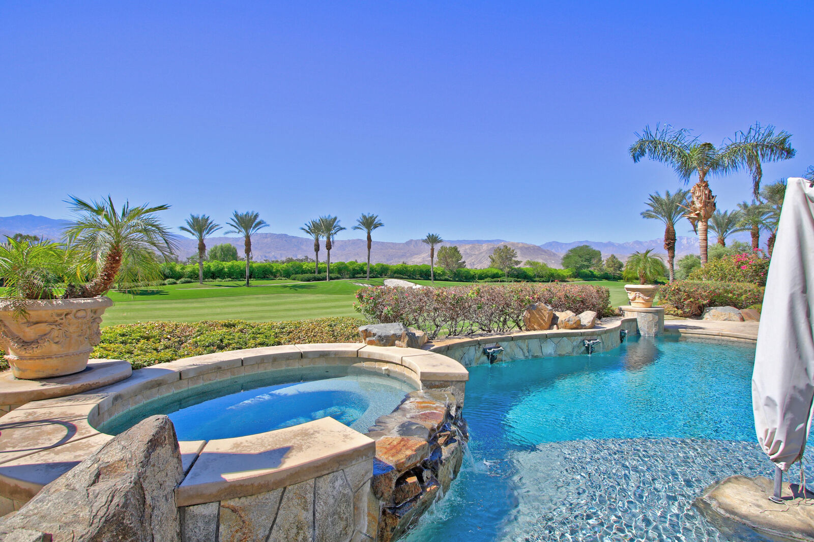 Property Photo: 75739 Via Cortona CA 92210